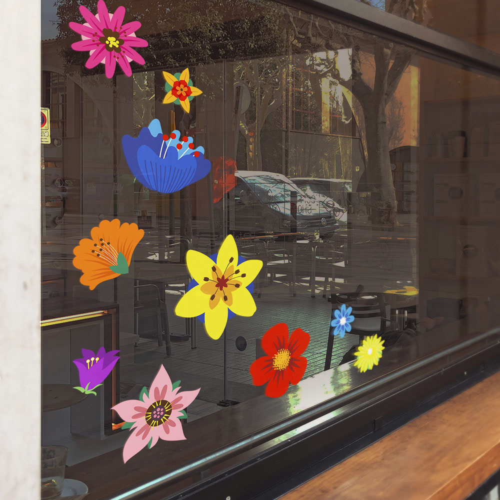 Autocollants fleurs pour vitrine, décoration réalisée par ToutComme