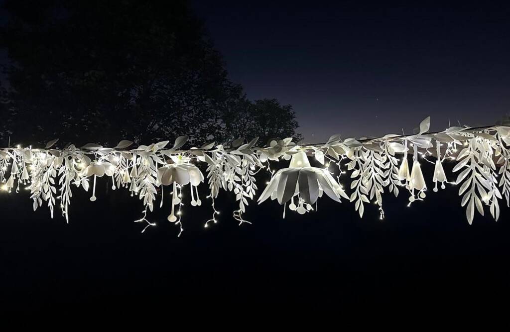 Guirlandes de Noël florales, décorations réalisées par Toutcomme